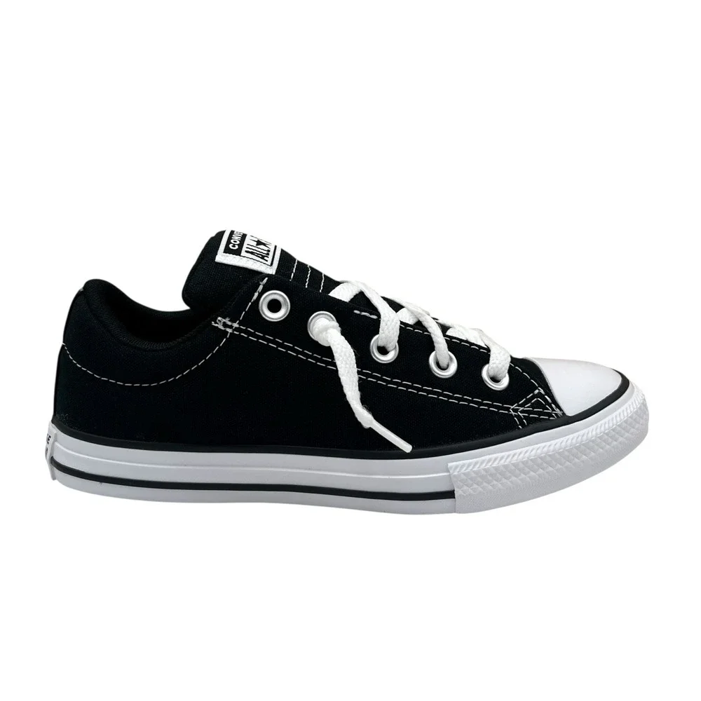 Converse Chuck Taylor Street Youth Boys Girls Low Top Sneaker Size 3 Black White